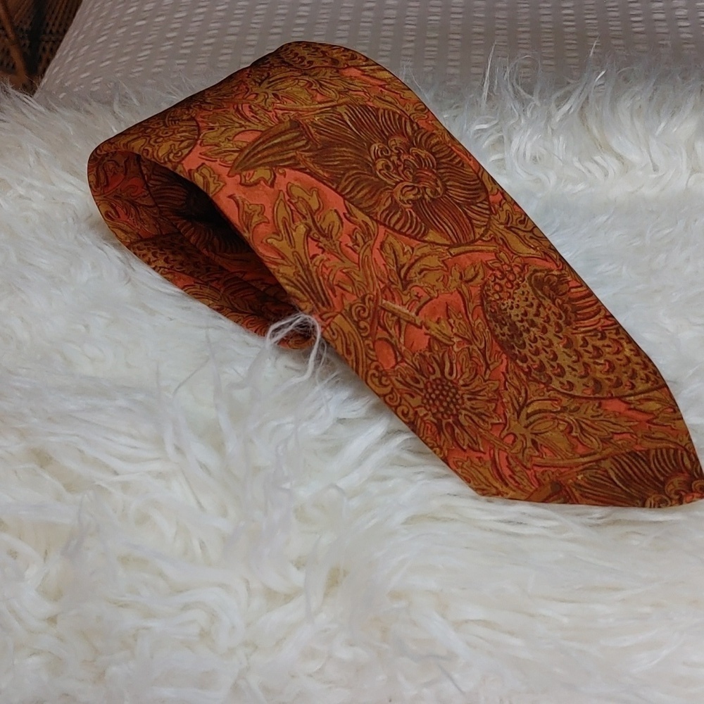 NWOT Silk Paisley Tie Made in Italy